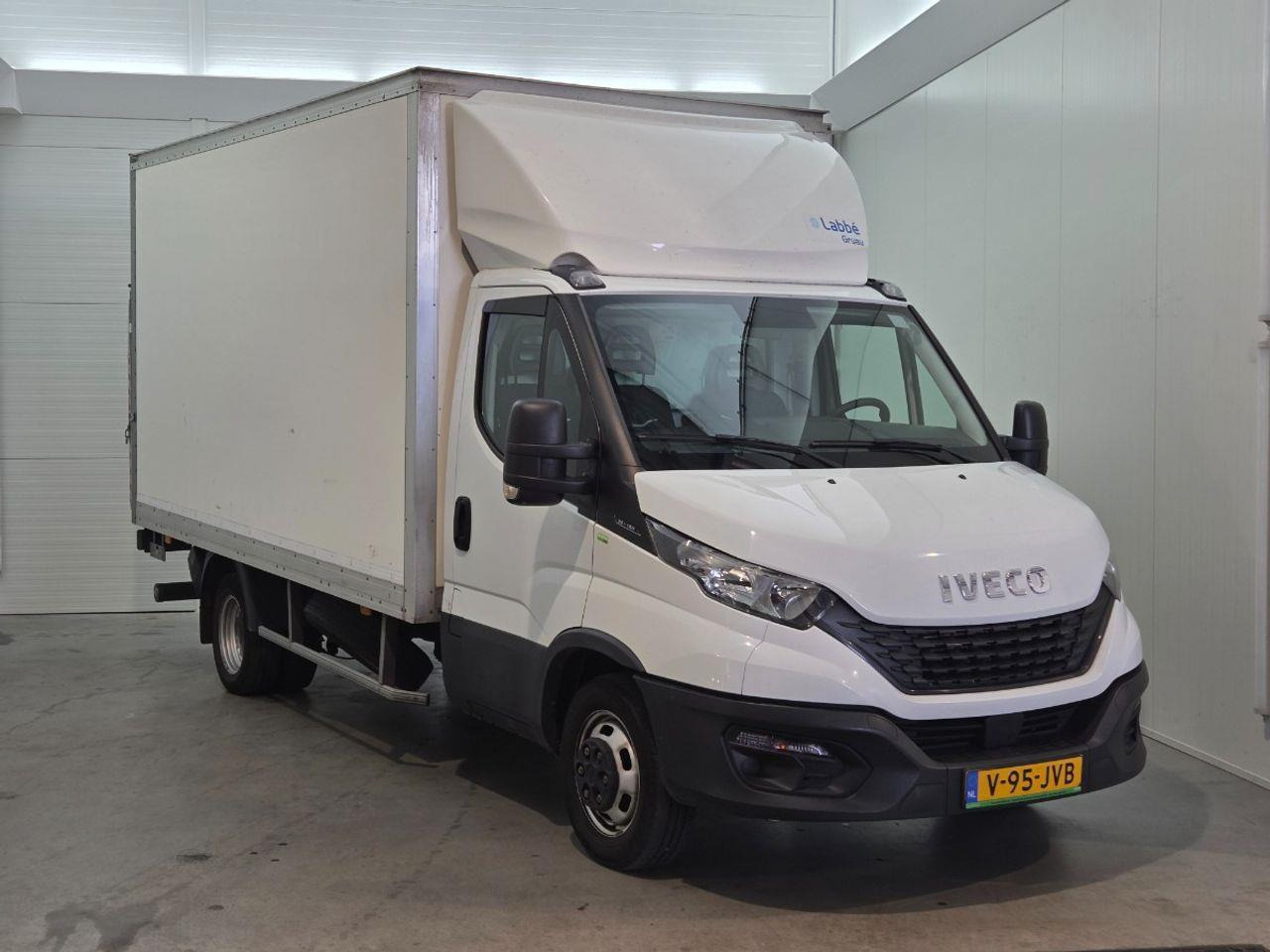 Iveco Daily 35C16H 2.3 375 | 2021 | 104.159 km | V95JVB | NAP: Geen oordeel - Box van: picture 2 Iveco Daily 35C16H 2.3 375 | 2021 | 104.159 km | V95JVB | NAP: Geen oordeel - Box van: picture 2