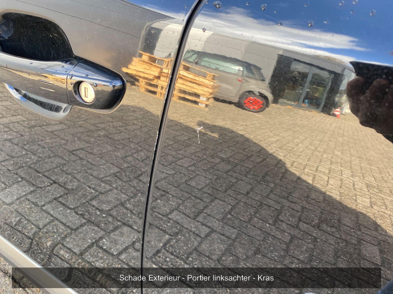 SUV Peugeot e-2008 EV GT Première 1 fase 50 kWh | 2020 | 121.940 km | Automaat | J471TF | NAP: Logisch: picture 18 SUV Peugeot e-2008 EV GT Première 1 fase 50 kWh | 2020 | 121.940 km | Automaat | J471TF | NAP: Logisch: picture 18