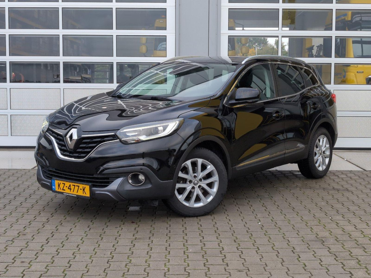 Renault Kadjar 1.2 TCe Intens | 2017 | 152.060 km | Automaat | KZ477K | NAP: Logisch - SUV: picture 1 Renault Kadjar 1.2 TCe Intens | 2017 | 152.060 km | Automaat | KZ477K | NAP: Logisch - SUV: picture 1