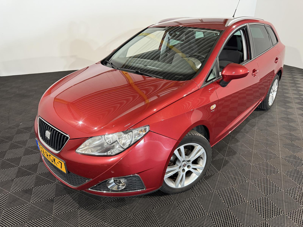 SEAT Ibiza ST 1.2 TSI Style | 2011 | 221.904 km | 52-RGK-7 - Car: picture 1 SEAT Ibiza ST 1.2 TSI Style | 2011 | 221.904 km | 52-RGK-7 - Car: picture 1