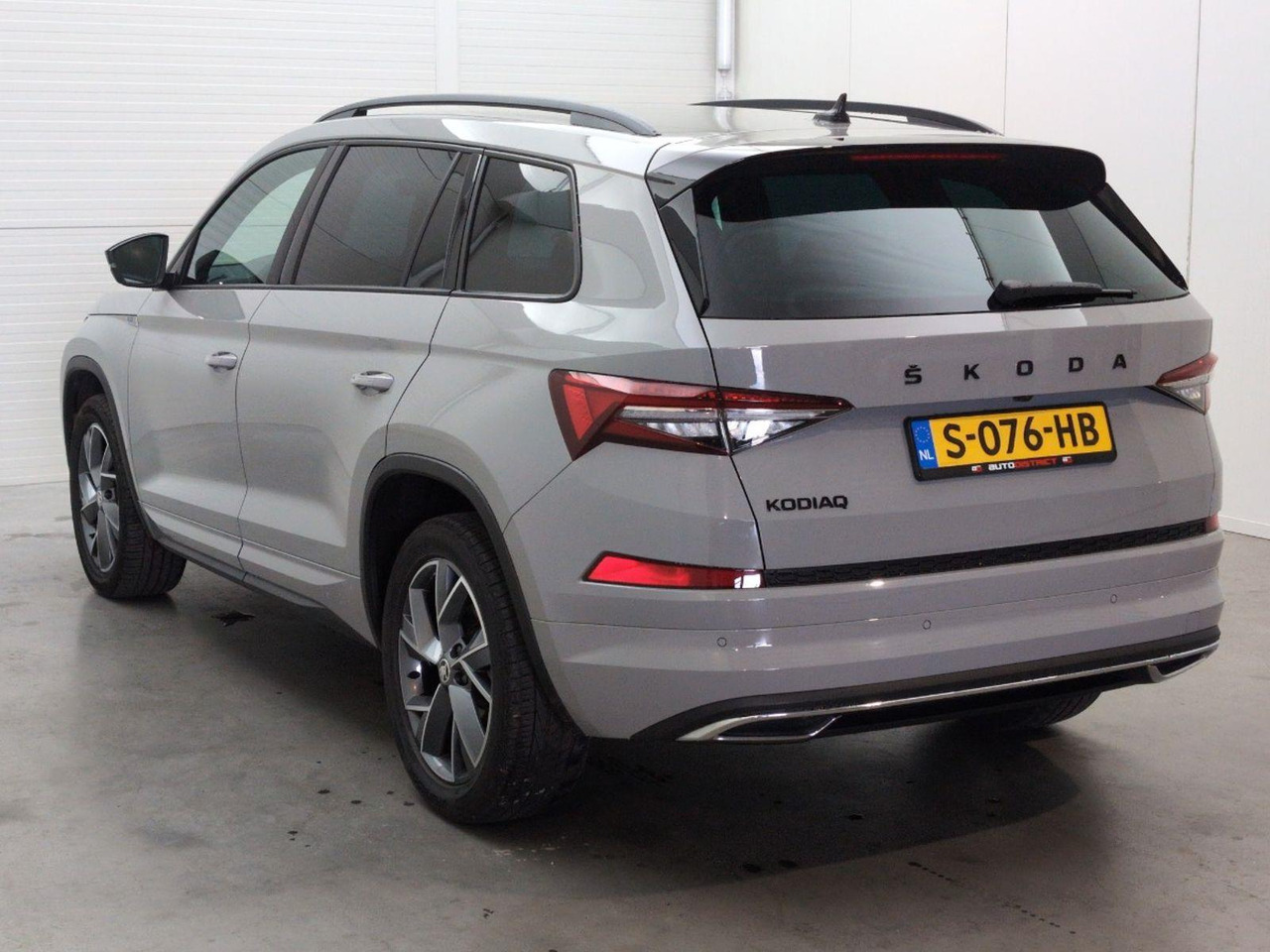 Skoda Kodiaq 1.5 TSI Sportline Business | 2023 | 87.432 km | Automaat | S076HB | NAP: Logisch - SUV: picture 3 Skoda Kodiaq 1.5 TSI Sportline Business | 2023 | 87.432 km | Automaat | S076HB | NAP: Logisch - SUV: picture 3