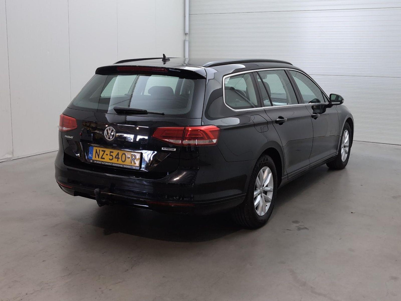 Volkswagen Passat Variant 1.4 TSI Comfortline | 2017 | 166.068 km | NZ540R | NAP: Logisch - Car: picture 4 Volkswagen Passat Variant 1.4 TSI Comfortline | 2017 | 166.068 km | NZ540R | NAP: Logisch - Car: picture 4