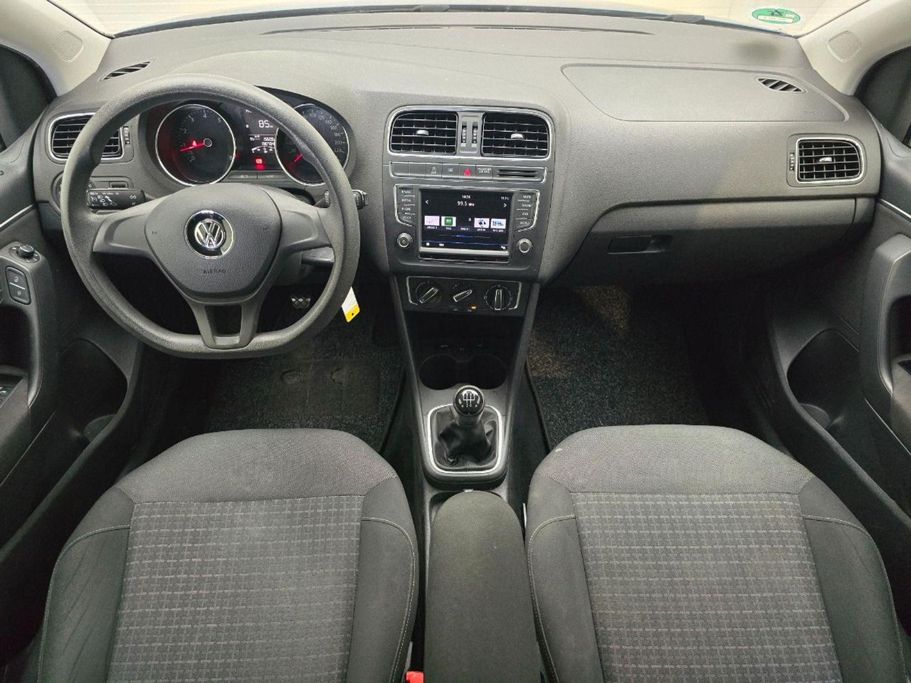 Volkswagen Polo 1.2 TSI Comfortline | 2017 | 130.734 km | PD460F | NAP: Logisch - Hatchback: picture 5 Volkswagen Polo 1.2 TSI Comfortline | 2017 | 130.734 km | PD460F | NAP: Logisch - Hatchback: picture 5