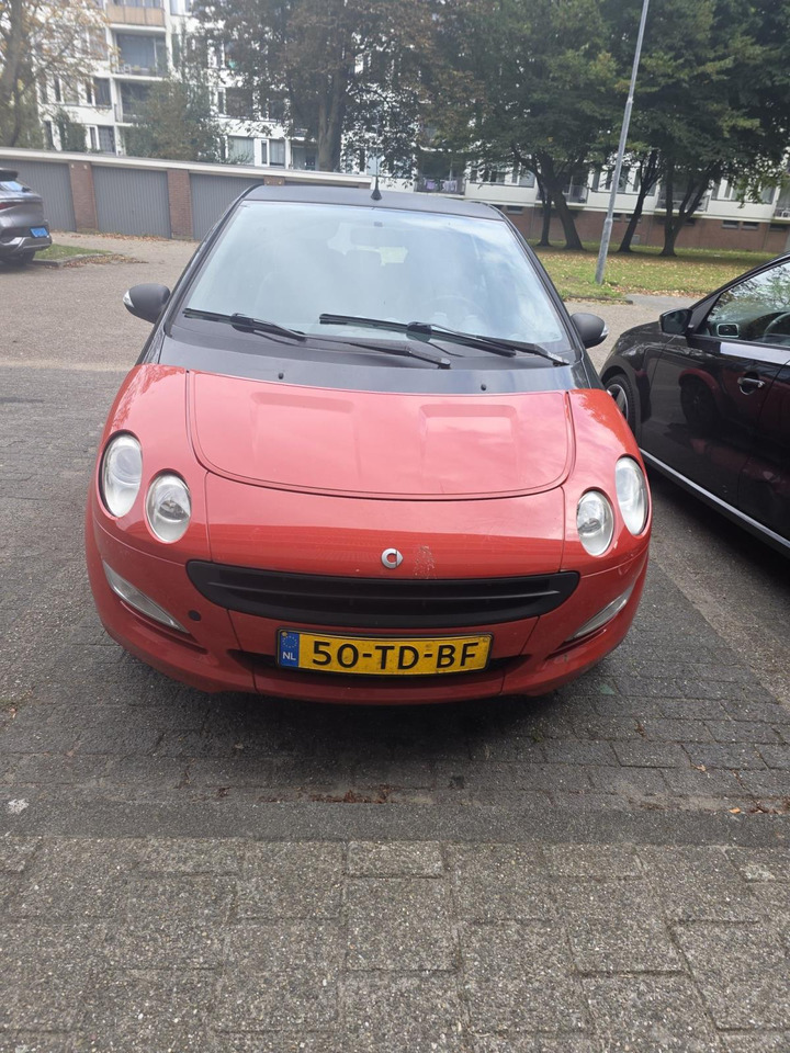 Smart | forfour | 1.1 pulse | 2006 | 234.985 km | 50TDBF | Logisch - Hatchback: picture 5 Smart | forfour | 1.1 pulse | 2006 | 234.985 km | 50TDBF | Logisch - Hatchback: picture 5