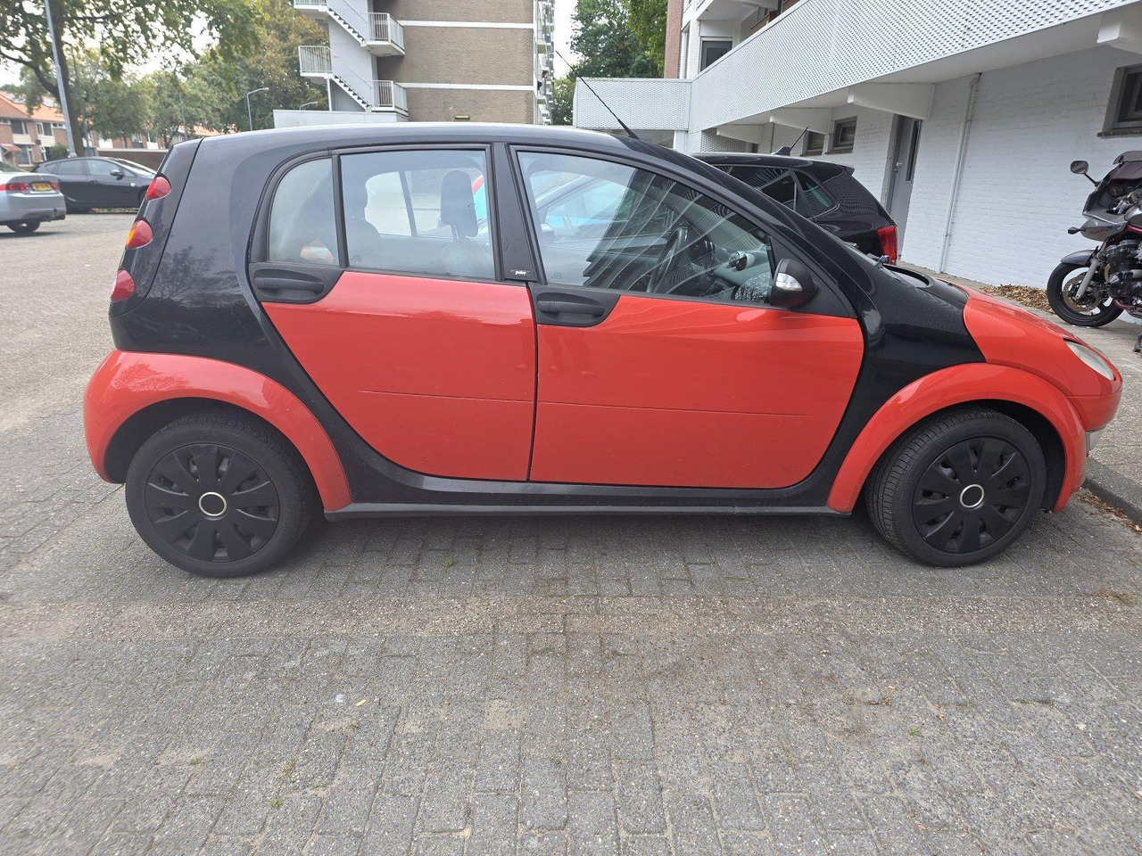 Smart | forfour | 1.1 pulse | 2006 | 234.985 km | 50TDBF | Logisch - Hatchback: picture 2 Smart | forfour | 1.1 pulse | 2006 | 234.985 km | 50TDBF | Logisch - Hatchback: picture 2