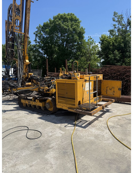 Klemm KR802 - Drilling rig: picture 1 Klemm KR802 - Drilling rig: picture 1