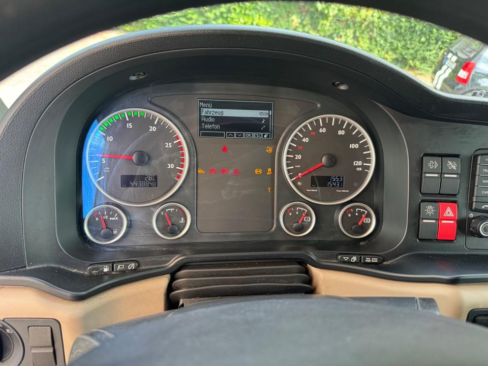 Box truck MAN TGS 26.460 2xAHK/2xLBW/Lenk-Lift/kpl.Zug: picture 9 Box truck MAN TGS 26.460 2xAHK/2xLBW/Lenk-Lift/kpl.Zug: picture 9