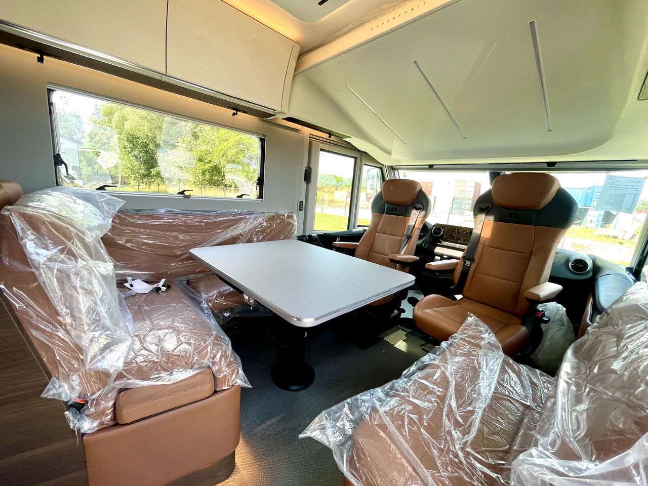 Adria Super Sonic 890 LC - Integrated motorhome: picture 2 Adria Super Sonic 890 LC - Integrated motorhome: picture 2