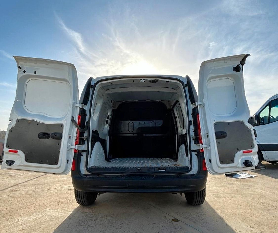 Small van Mercedes Benz Citan 111 cdi Long 3 posti: picture 13 Small van Mercedes Benz Citan 111 cdi Long 3 posti: picture 13