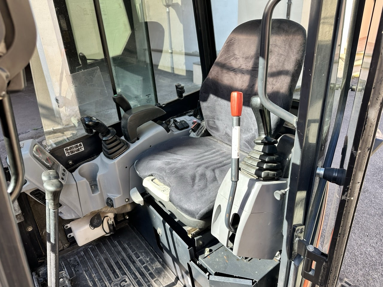 Mini excavator KUBOTA U27-4: picture 10 Mini excavator KUBOTA U27-4: picture 10