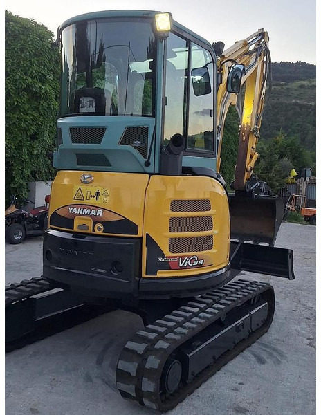 Yanmar VIO38 - Mini excavator: picture 5 Yanmar VIO38 - Mini excavator: picture 5