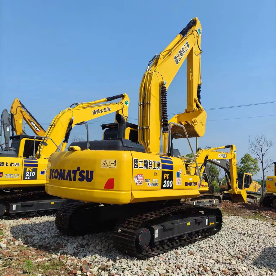 KOMATSU PC 200-8N1 - Crawler excavator: picture 2 KOMATSU PC 200-8N1 - Crawler excavator: picture 2