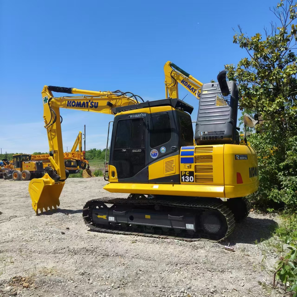 KOMATSU PC130 - Crawler excavator: picture 1 KOMATSU PC130 - Crawler excavator: picture 1
