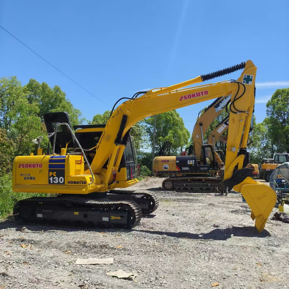 KOMATSU PC130 - Crawler excavator: picture 3 KOMATSU PC130 - Crawler excavator: picture 3