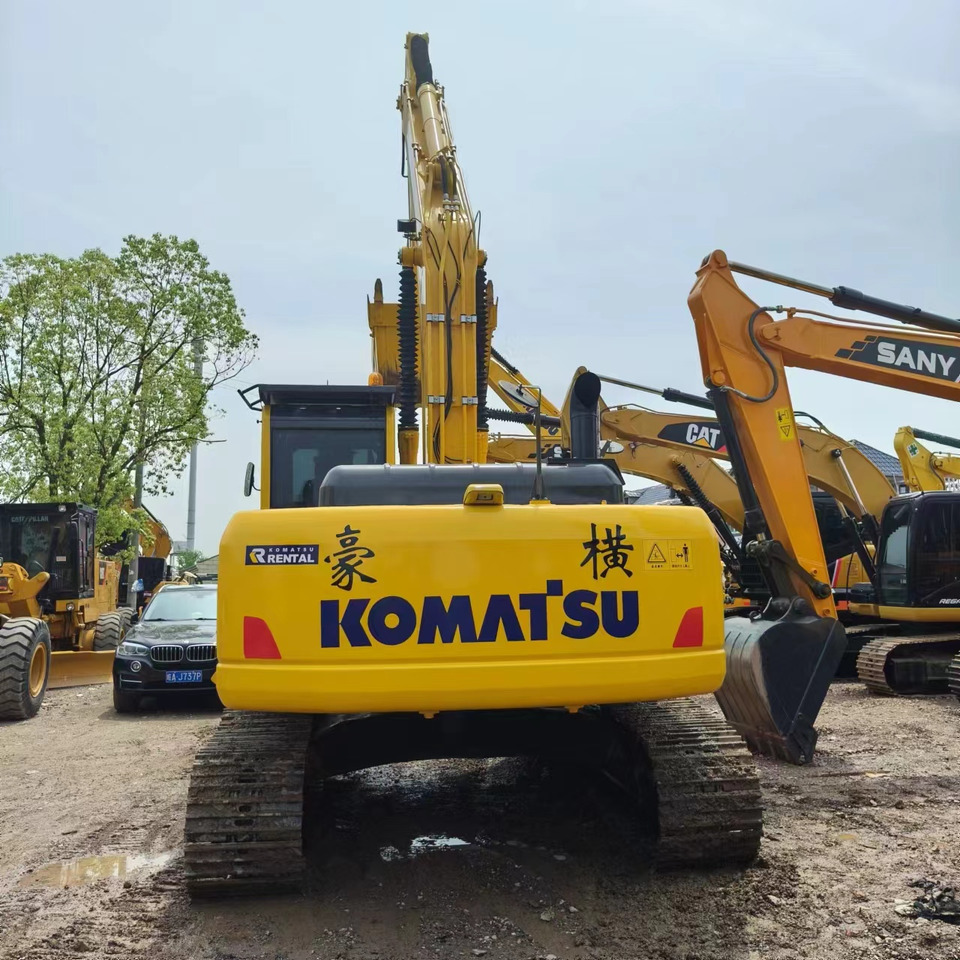 KOMATSU PC240LC-8 - Crawler excavator: picture 3 KOMATSU PC240LC-8 - Crawler excavator: picture 3