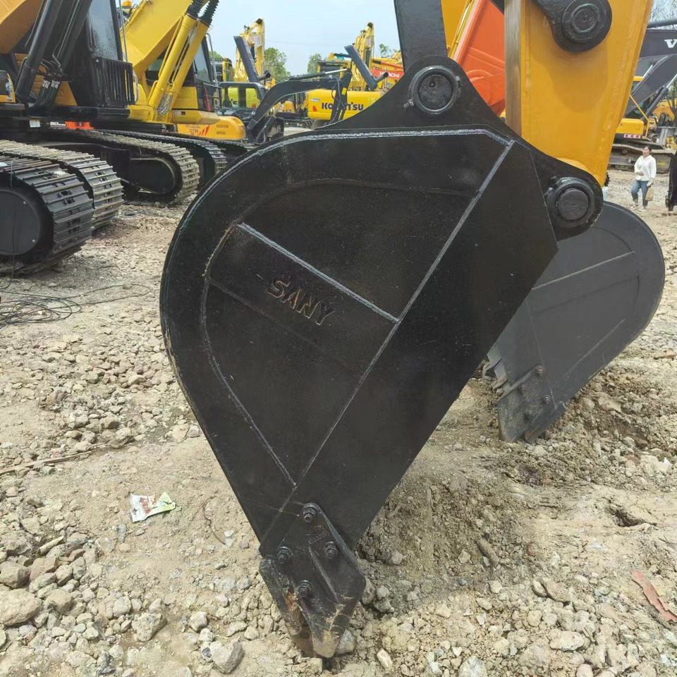 Crawler excavator SANY SY235H: picture 10