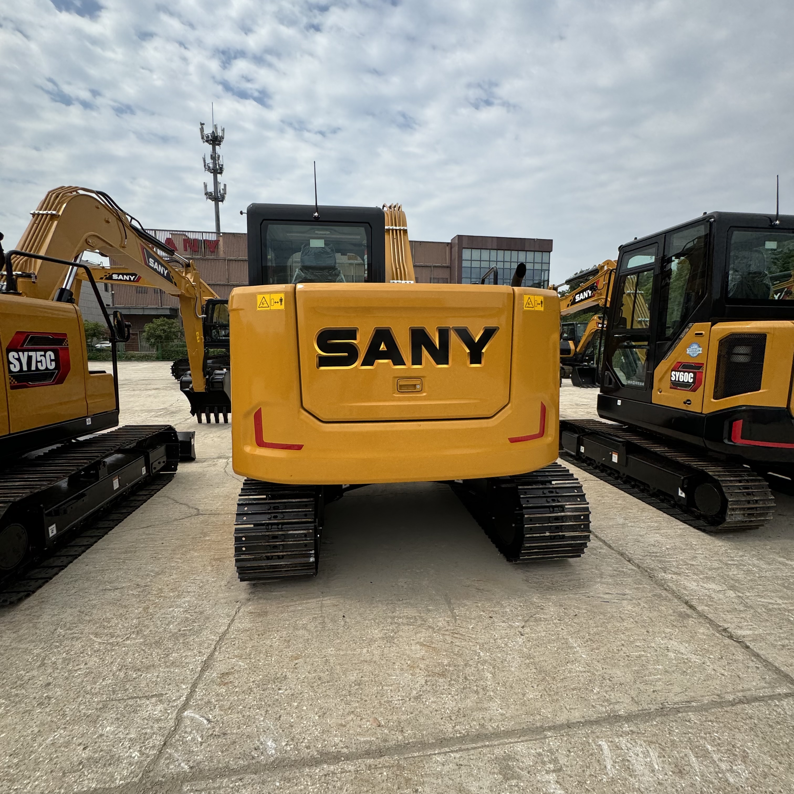 Crawler excavator SANY SY70C: picture 10 Crawler excavator SANY SY70C: picture 10