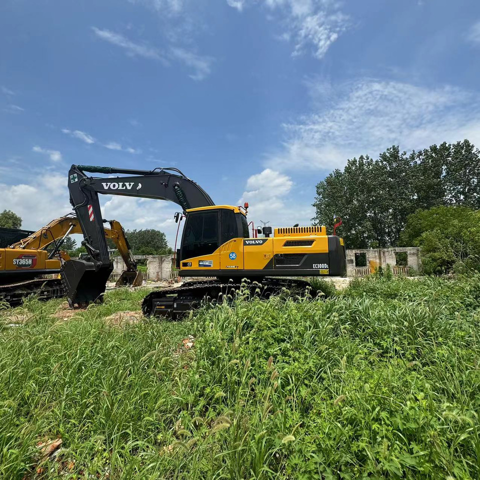 VOLVO EC300 - Crawler excavator: picture 4 VOLVO EC300 - Crawler excavator: picture 4