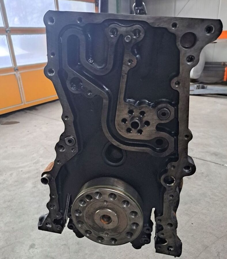 1002016   Renault PREMIUM DXI 11 440 - Cylinder block for Truck: picture 5 1002016   Renault PREMIUM DXI 11 440 - Cylinder block for Truck: picture 5