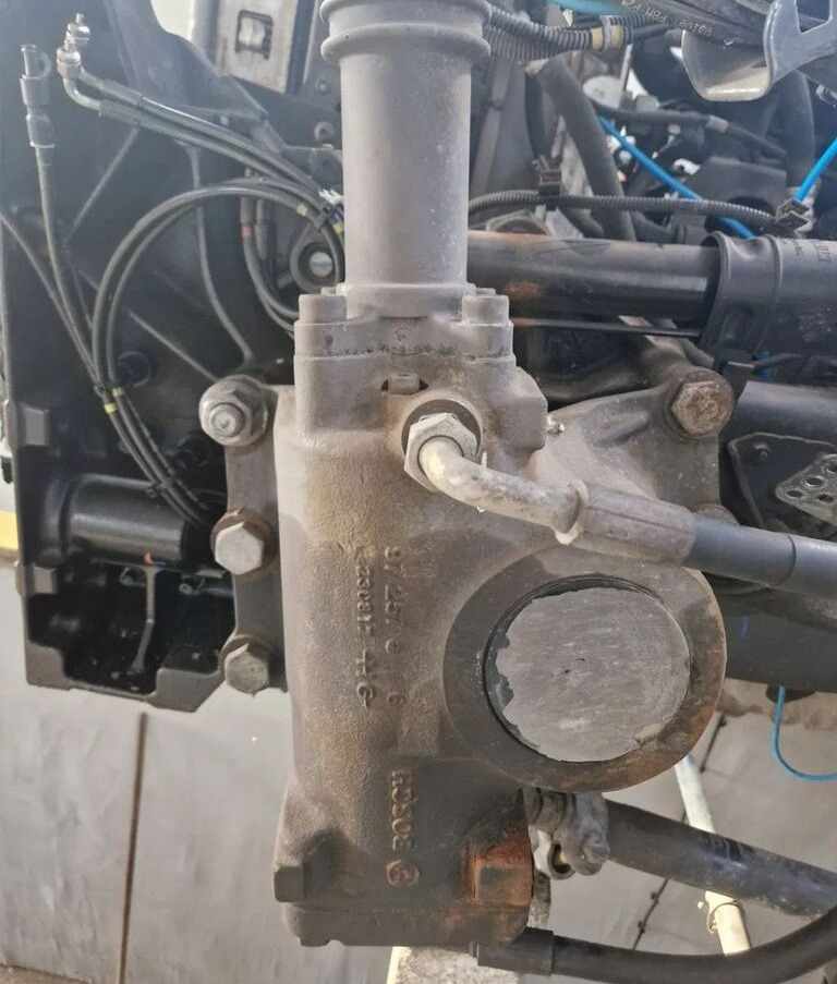 Bosch   Renault VOLVO FH 4 RENAULT GAMA RANGE T truck - Steering gear for Truck: picture 1 Bosch   Renault VOLVO FH 4 RENAULT GAMA RANGE T truck - Steering gear for Truck: picture 1
