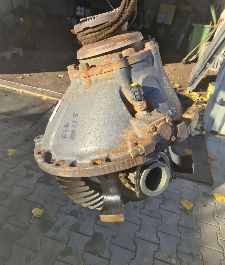 Meritor 167E 44/9 4.89 22.5 Volvo VOLVO FL 6 00-06 - Differential gear for Truck: picture 1 Meritor 167E 44/9 4.89 22.5 Volvo VOLVO FL 6 00-06 - Differential gear for Truck: picture 1