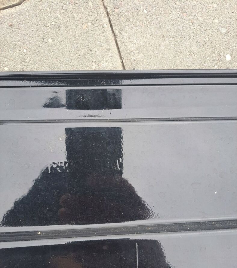 RENAULT KLAPA SCHOWKA DRZWICZKI LEWE RENAULT GAMA RANGE T - Body and exterior for Truck: picture 3 RENAULT KLAPA SCHOWKA DRZWICZKI LEWE RENAULT GAMA RANGE T - Body and exterior for Truck: picture 3