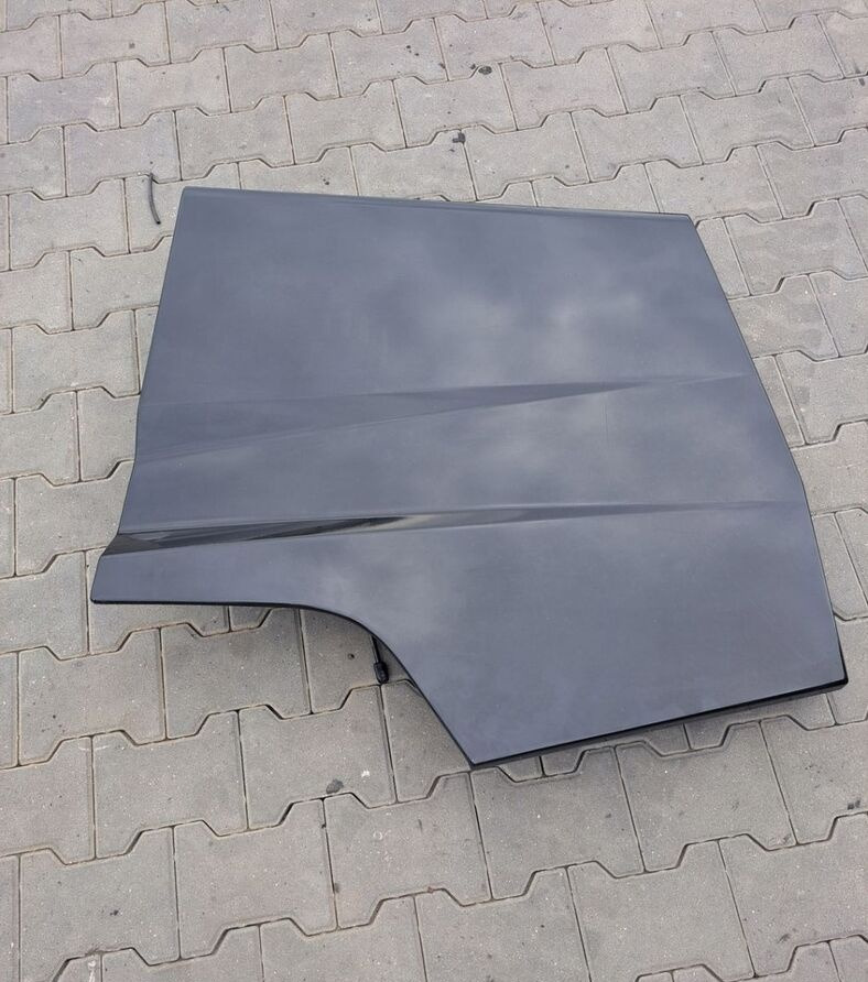 RENAULT KLAPA SCHOWKA DRZWICZKI LEWE RENAULT GAMA RANGE T - Body and exterior for Truck: picture 1 RENAULT KLAPA SCHOWKA DRZWICZKI LEWE RENAULT GAMA RANGE T - Body and exterior for Truck: picture 1