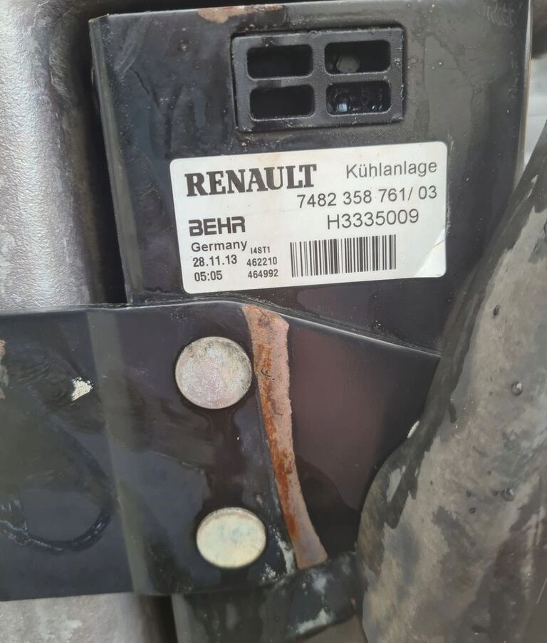 Renault OE   Renault RENAULT PREMIUM 2 KERAX LANDER DXI truck - Radiator for Truck: picture 3 Renault OE   Renault RENAULT PREMIUM 2 KERAX LANDER DXI truck - Radiator for Truck: picture 3
