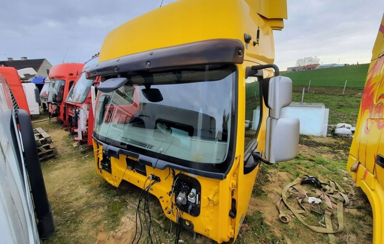 Renault PREMIUM DXI 460 - Cab for Truck: picture 5 Renault PREMIUM DXI 460 - Cab for Truck: picture 5