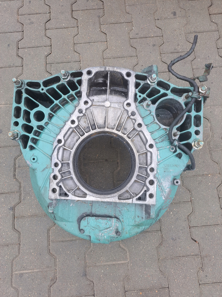 VOLVO OBUDOWA SPRZĘGŁA KOŁA ZAMACHOWEGO VOLVO FM FH D12D RENAULT MAGNUM DXI 12 - Engine and parts for Truck: picture 5 VOLVO OBUDOWA SPRZĘGŁA KOŁA ZAMACHOWEGO VOLVO FM FH D12D RENAULT MAGNUM DXI 12 - Engine and parts for Truck: picture 5