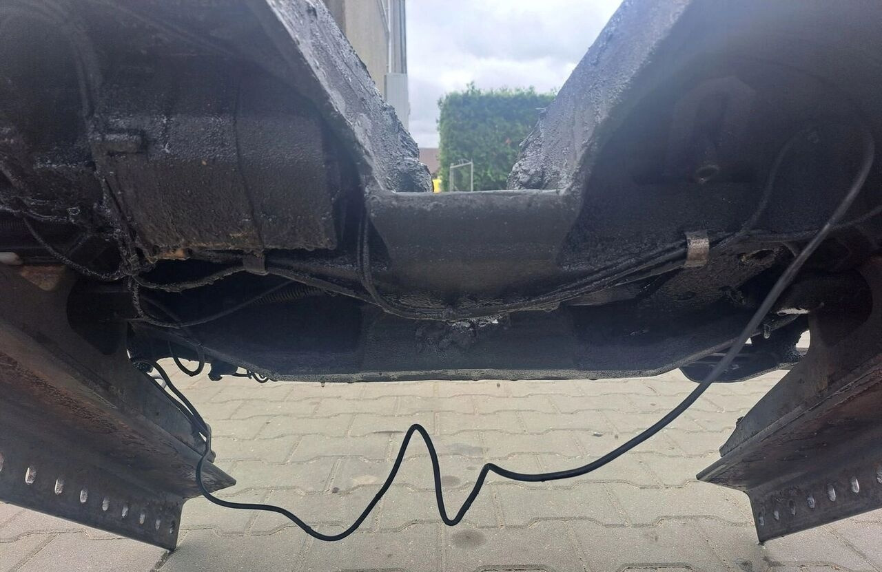Volvo FH FM 9 12 13 4 Volvo VOLVO FH FM 9 12 13 4 - Fifth wheel coupling for Truck: picture 2 Volvo FH FM 9 12 13 4 Volvo VOLVO FH FM 9 12 13 4 - Fifth wheel coupling for Truck: picture 2