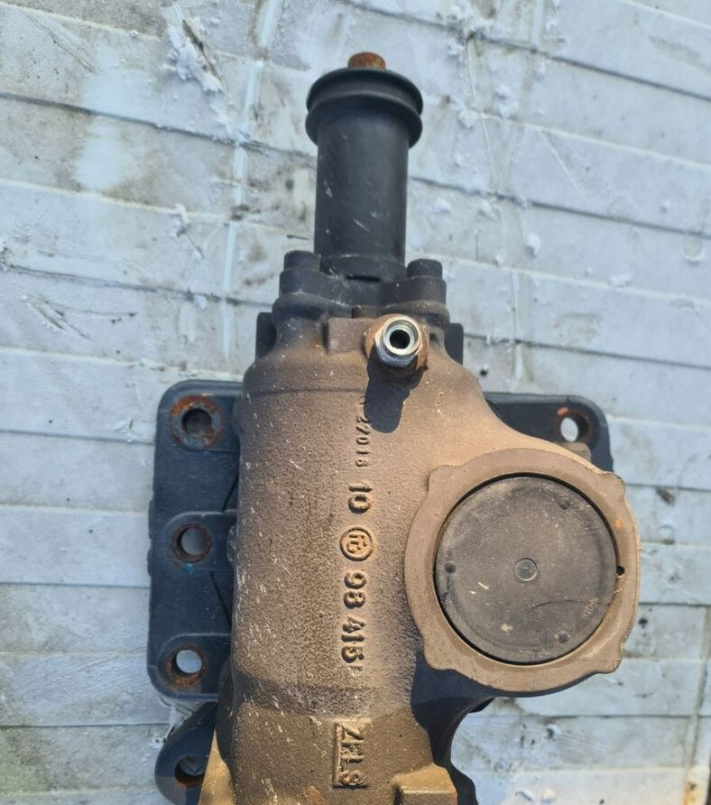 ZF KOLUMNA PRZEKŁADNIA KIEROWNICZA RENAULT GAMA RANGE 21386315 - Steering gear for Truck: picture 2 ZF KOLUMNA PRZEKŁADNIA KIEROWNICZA RENAULT GAMA RANGE 21386315 - Steering gear for Truck: picture 2