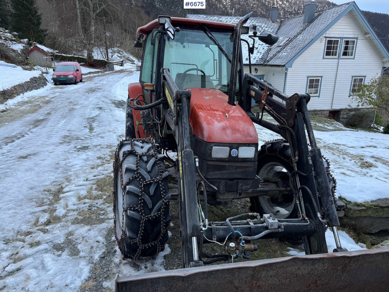 1997 New Holland L 85 w/ front loader. - Farm tractor: picture 4 1997 New Holland L 85 w/ front loader. - Farm tractor: picture 4