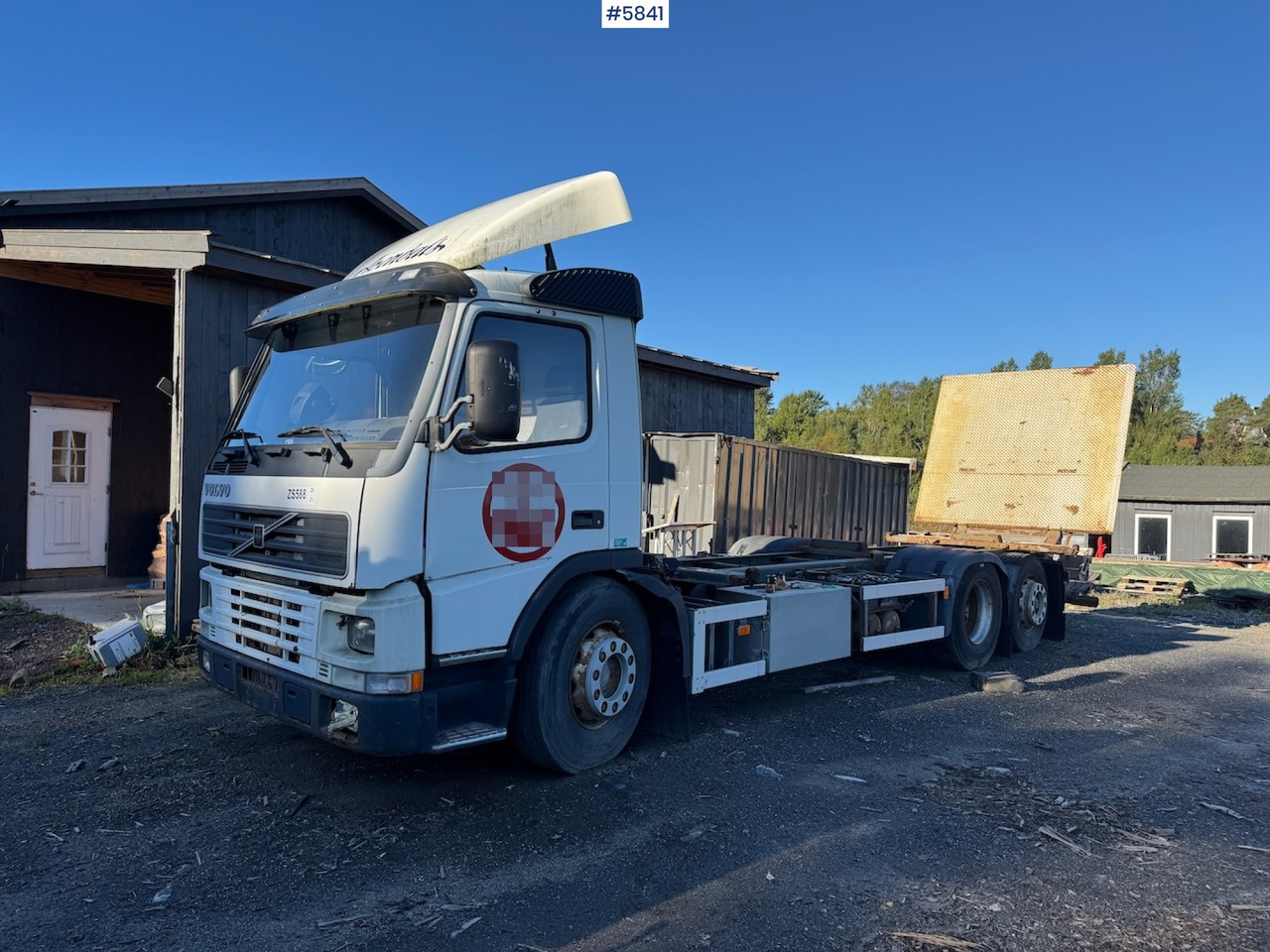 2002 Volvo FM 6x2. - Container transporter/ Swap body truck: picture 1 2002 Volvo FM 6x2. - Container transporter/ Swap body truck: picture 1