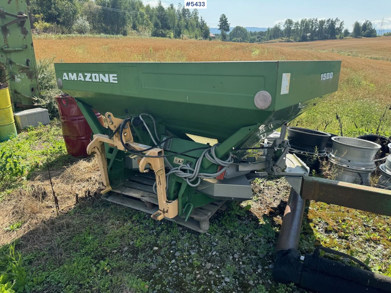 2003 Amazone ZA-M 1500 - Fertilizer spreader: picture 1 2003 Amazone ZA-M 1500 - Fertilizer spreader: picture 1
