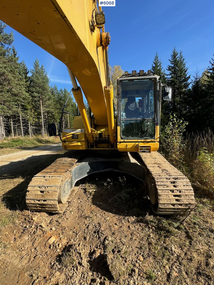 2007 Komatsu PC210LC Tracked Excavator with 3 buckets, tilt, grapple, and ripper. - Excavator: picture 5 2007 Komatsu PC210LC Tracked Excavator with 3 buckets, tilt, grapple, and ripper. - Excavator: picture 5