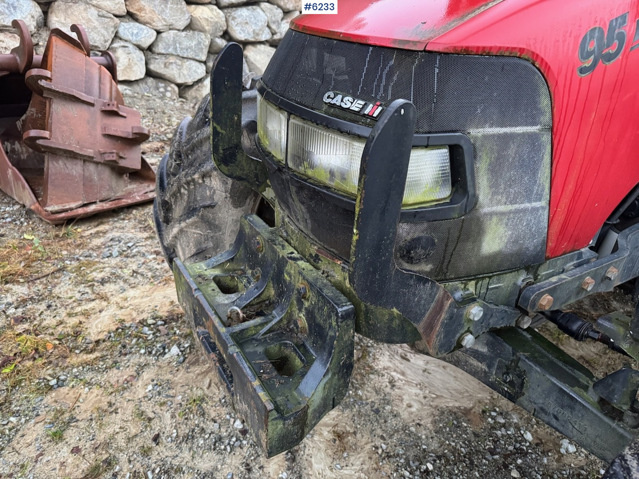 2010 Case IH JXU 95 w/ front loader. - Farm tractor: picture 5 2010 Case IH JXU 95 w/ front loader. - Farm tractor: picture 5