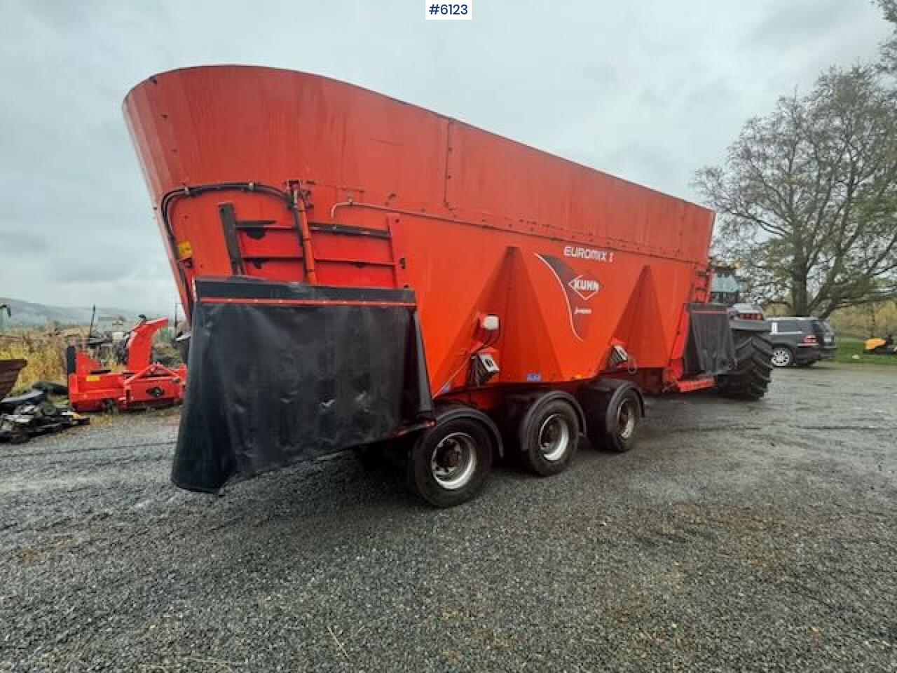 2014 Kuhn Euromix I 4573 feed mixer - Hay and forage equipment: picture 4 2014 Kuhn Euromix I 4573 feed mixer - Hay and forage equipment: picture 4