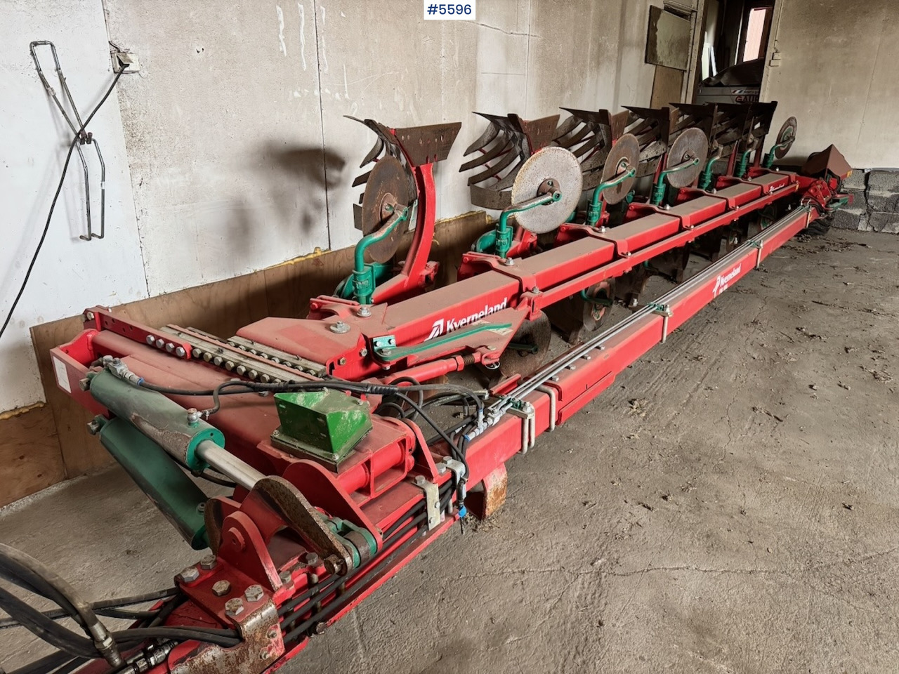 2017 Kverneland 7-Furrow Reversible Plow - Soil tillage equipment: picture 2 2017 Kverneland 7-Furrow Reversible Plow - Soil tillage equipment: picture 2