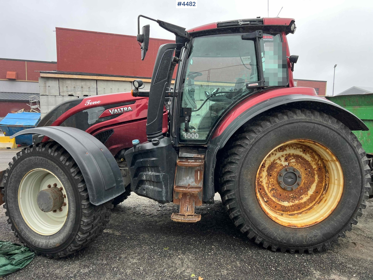 Farm tractor 2017 Valtra T234 tractor Plow rigged Tractor: picture 8 Farm tractor 2017 Valtra T234 tractor Plow rigged Tractor: picture 8