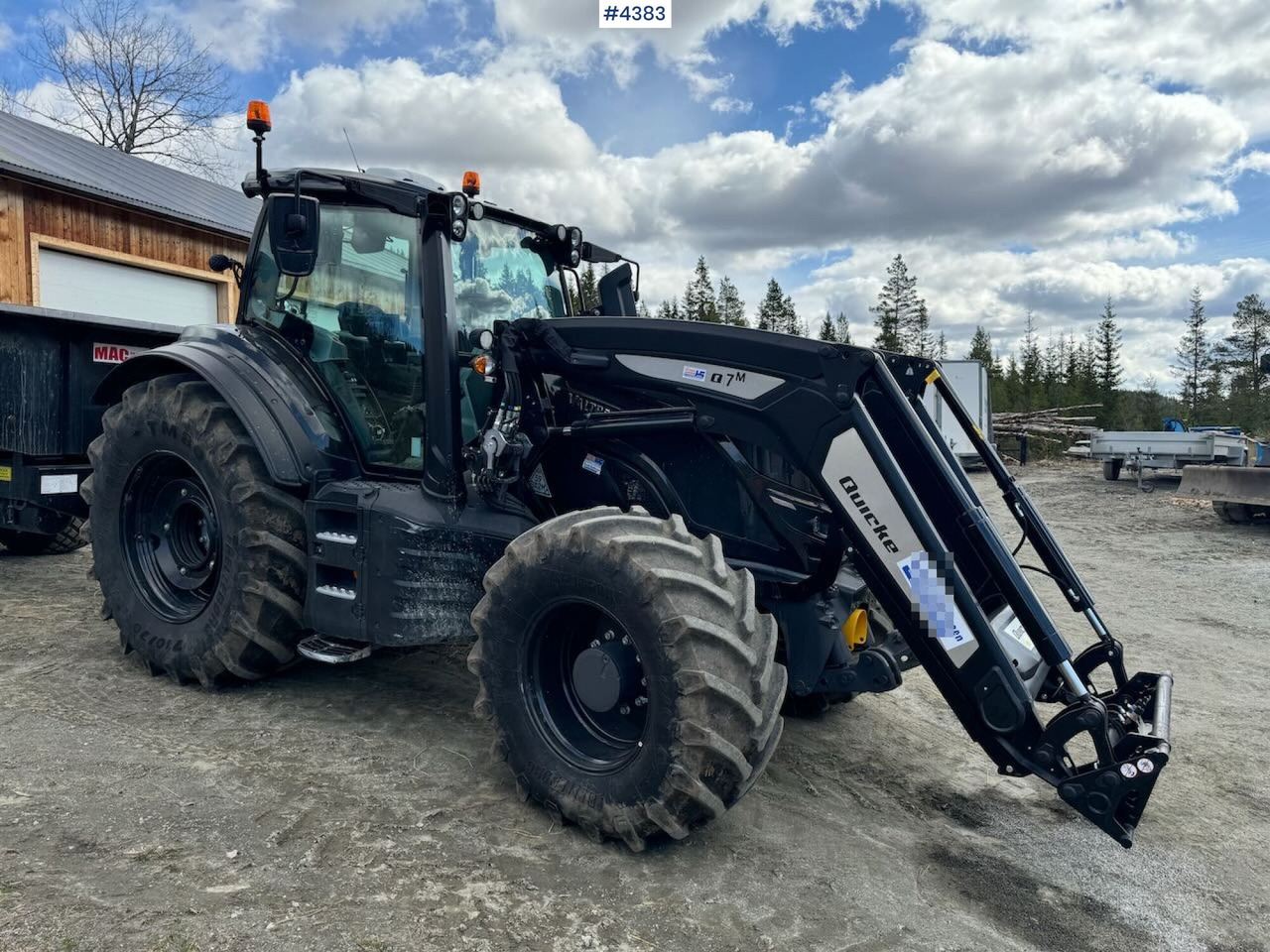 2021 Valtra T234 Versu w/ Quicke Q7 Front Loader - Farm tractor: picture 1 2021 Valtra T234 Versu w/ Quicke Q7 Front Loader - Farm tractor: picture 1