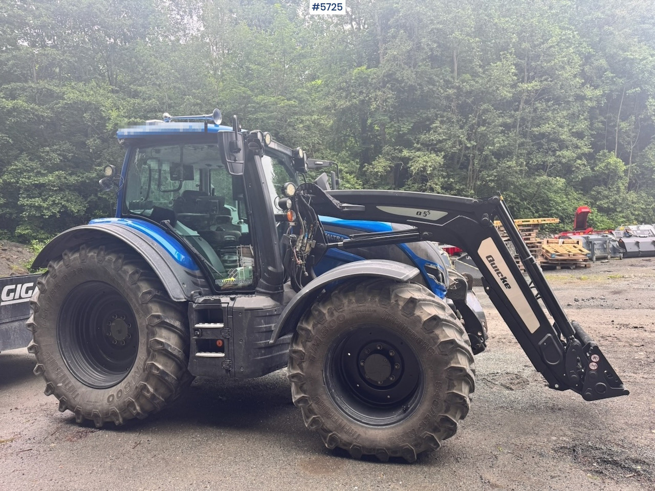 Farm tractor 2022 Valtra N175 4x4 w/ Front loader, Hydraulics, Bucket and Pallet forks. Overhauled.: picture 17