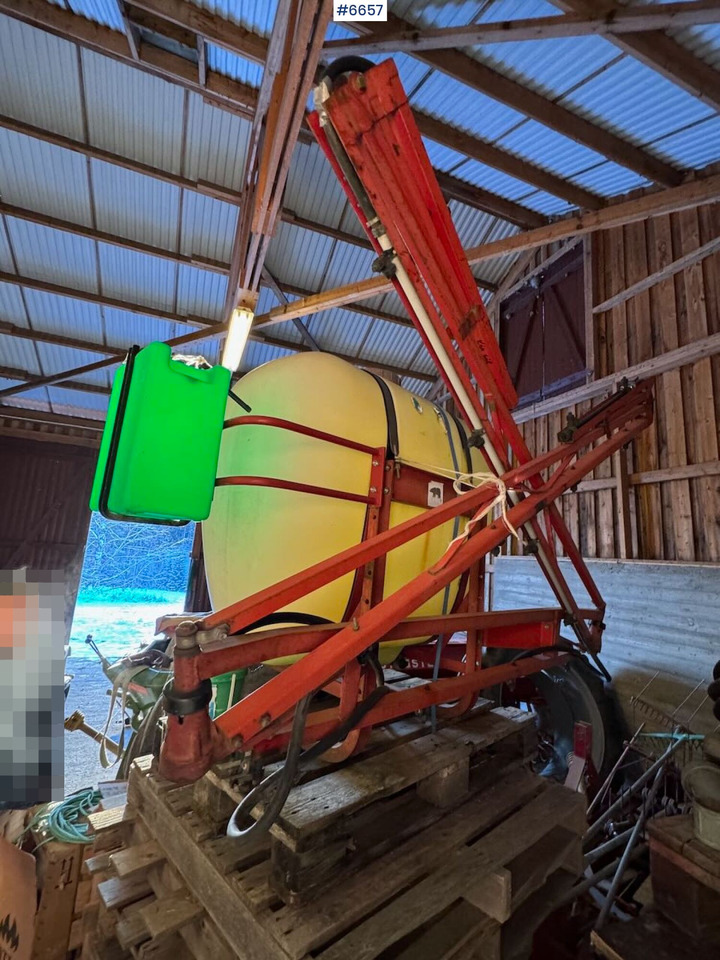 Hardi field sprayer, 8 meters - Sprayer: picture 1 Hardi field sprayer, 8 meters - Sprayer: picture 1
