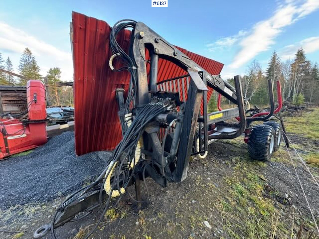 Igland timber trailer with E07 crane - Timber trailer: picture 2 Igland timber trailer with E07 crane - Timber trailer: picture 2