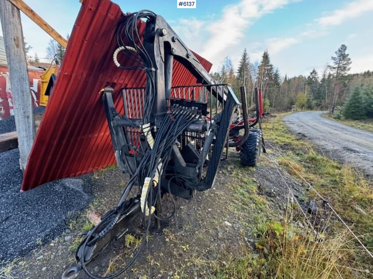 Igland timber trailer with E07 crane - Timber trailer: picture 5 Igland timber trailer with E07 crane - Timber trailer: picture 5