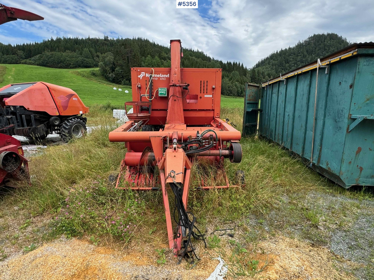 Kverneland Tårup 480 grass trailer w/ trimmer! - Hay and forage equipment: picture 3 Kverneland Tårup 480 grass trailer w/ trimmer! - Hay and forage equipment: picture 3