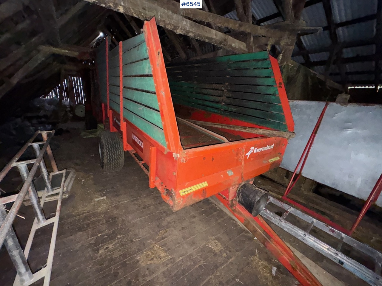 Kverneland UN 7000 Harvesting wagon w/ throwing roller. - Hay and forage equipment: picture 2 Kverneland UN 7000 Harvesting wagon w/ throwing roller. - Hay and forage equipment: picture 2