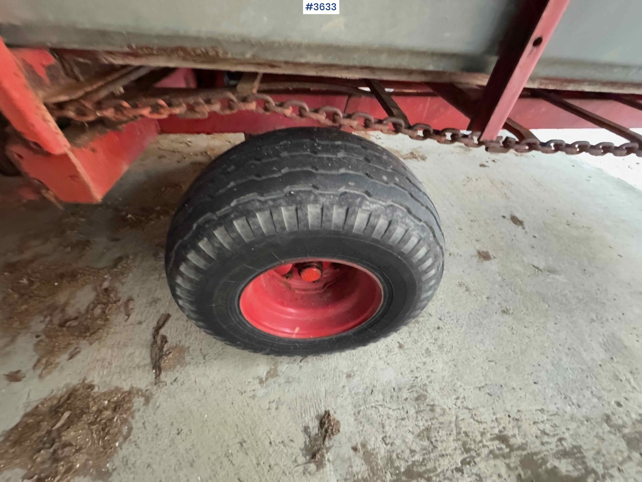 Hay and forage equipment Kverneland UN7000 unloading trailer: picture 14 Hay and forage equipment Kverneland UN7000 unloading trailer: picture 14