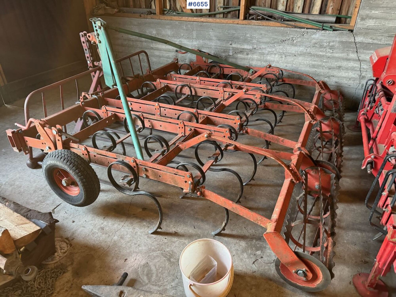 Kverneland harrow with cage roller - Soil tillage equipment: picture 1 Kverneland harrow with cage roller - Soil tillage equipment: picture 1