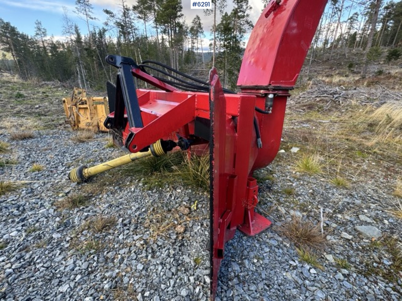 Dalen 978A Two-Stage Snow Blower - Municipal/ Special vehicle: picture 3 Dalen 978A Two-Stage Snow Blower - Municipal/ Special vehicle: picture 3